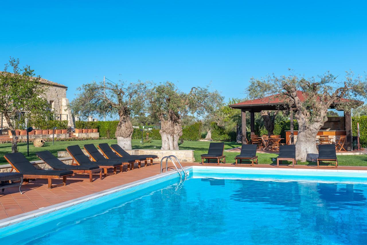 Torre Don Virgilio Country Hotel Cannizzara Bagian luar foto
